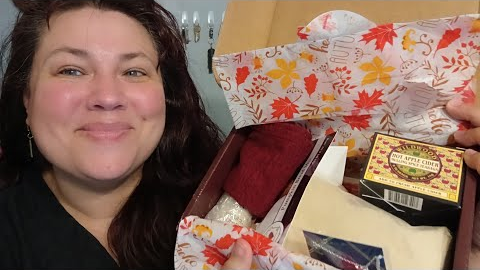 Everlasting Autumn Box September 2022 Monthly Subscription Unboxing