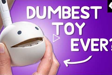 7 Gifts So Dumb, They’re Actually Awesome • White Elephant Show #4